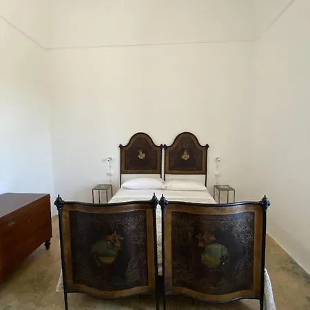 Galeta Masseria Bed and Breakfast 3*